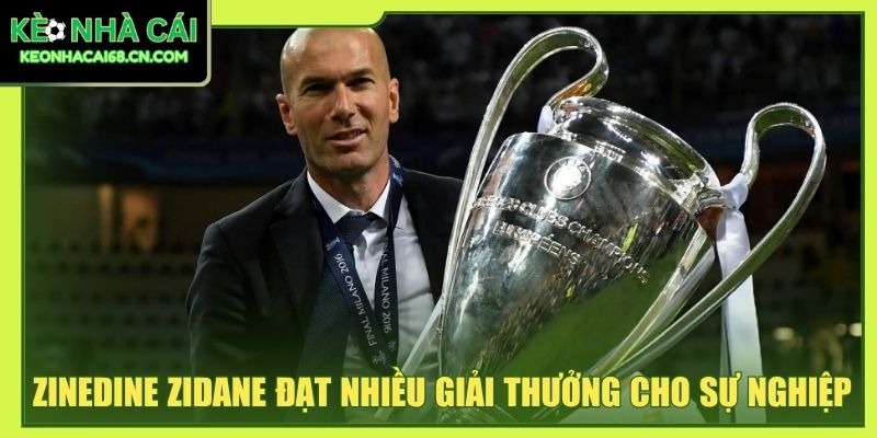 Zinedine Zidane Và Các Cột Mốc Đáng Nhớ Trên Sân Cỏ 2 Zinedine Zidane đạt nhiều giải thưởng cho sự nghiệp